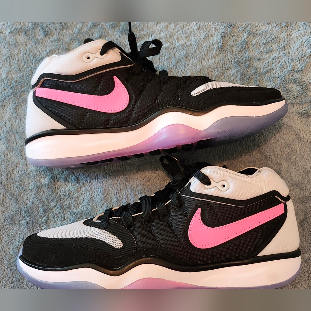 Men's Nike Air Zoom GT Hustle 2 Black Platinum White Sneakers Size 7 1/2
